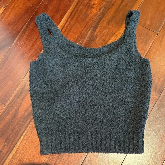 SKIMS Black Fuzzy Pajama Set - Picture 2 of 3